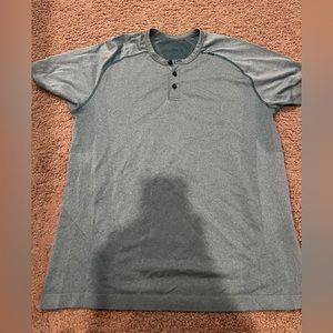 Lululemon Short sleeve henley large green